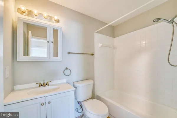 $434,900 | 12488 Skipper Circle, Woodbridge, VA 22192