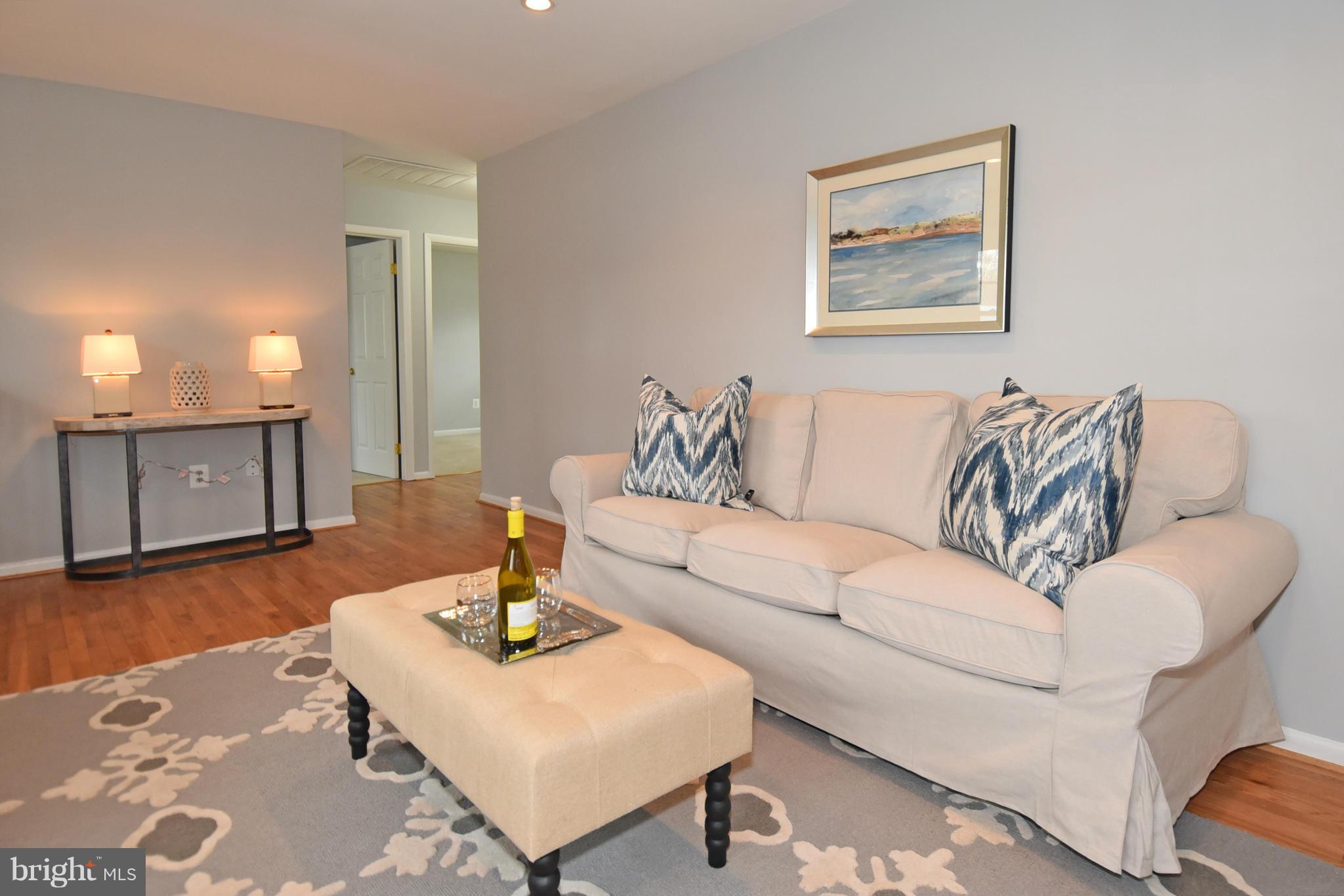 4123 Granby Road Woodbridge, VA 22193 - Photo 6 of 28 Living Room