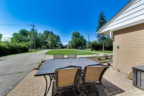 $474,500 | 1810 East Euclid Avenue, Arlington Heights, IL 60004