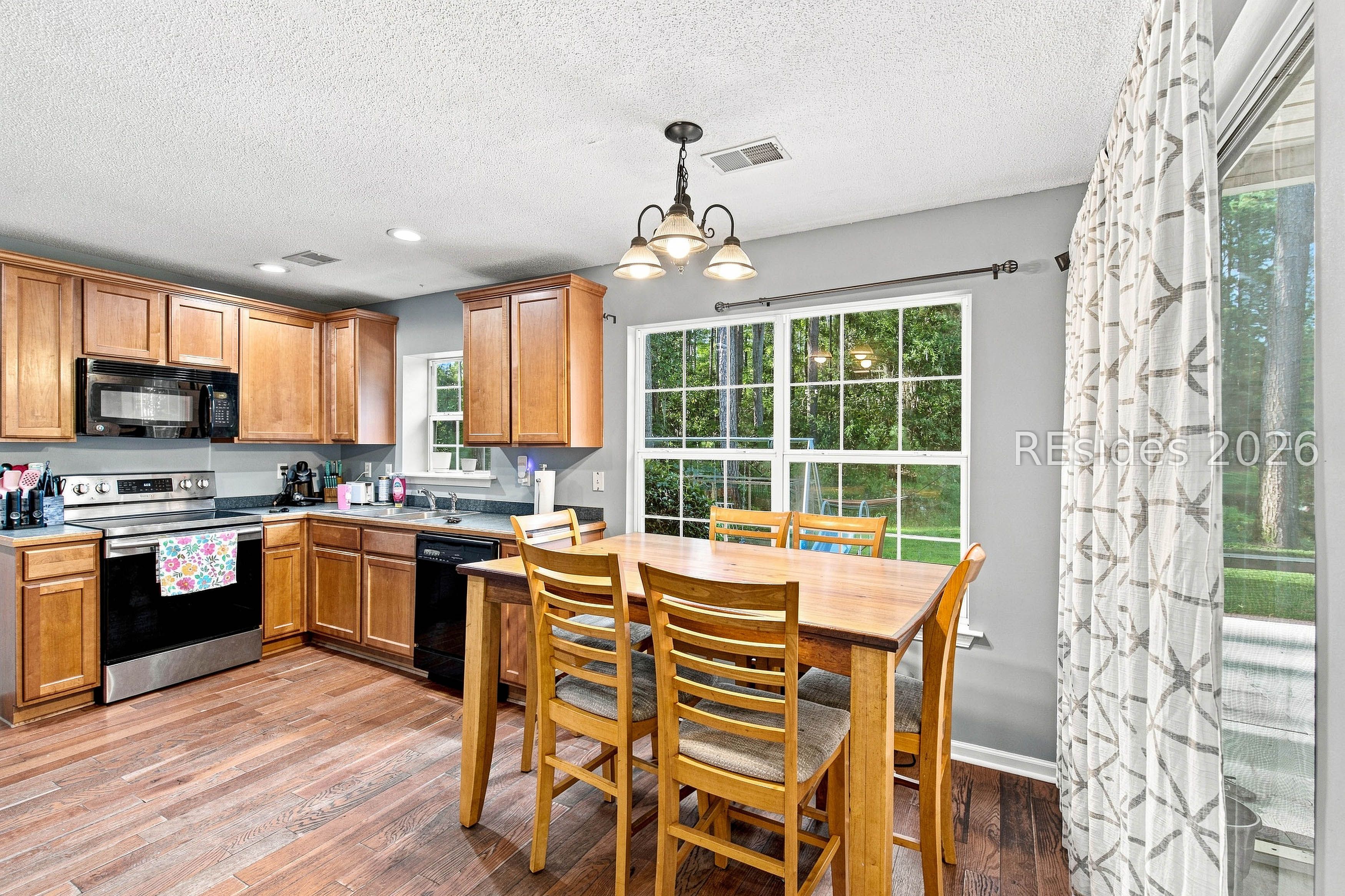 852 Rocking Horse Lane Bluffton, SC 29910 - Photo 14 of 37 Gallery Image 14