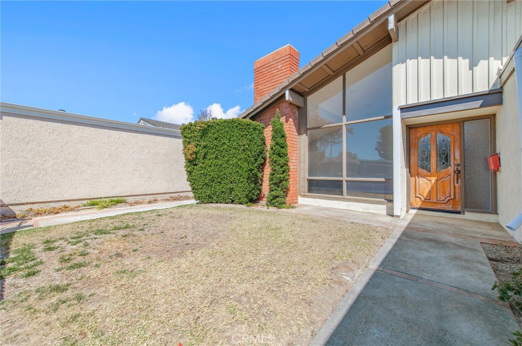 19412 Sierra Chula Road Irvine, CA 92603 - Photo 4 of 37
