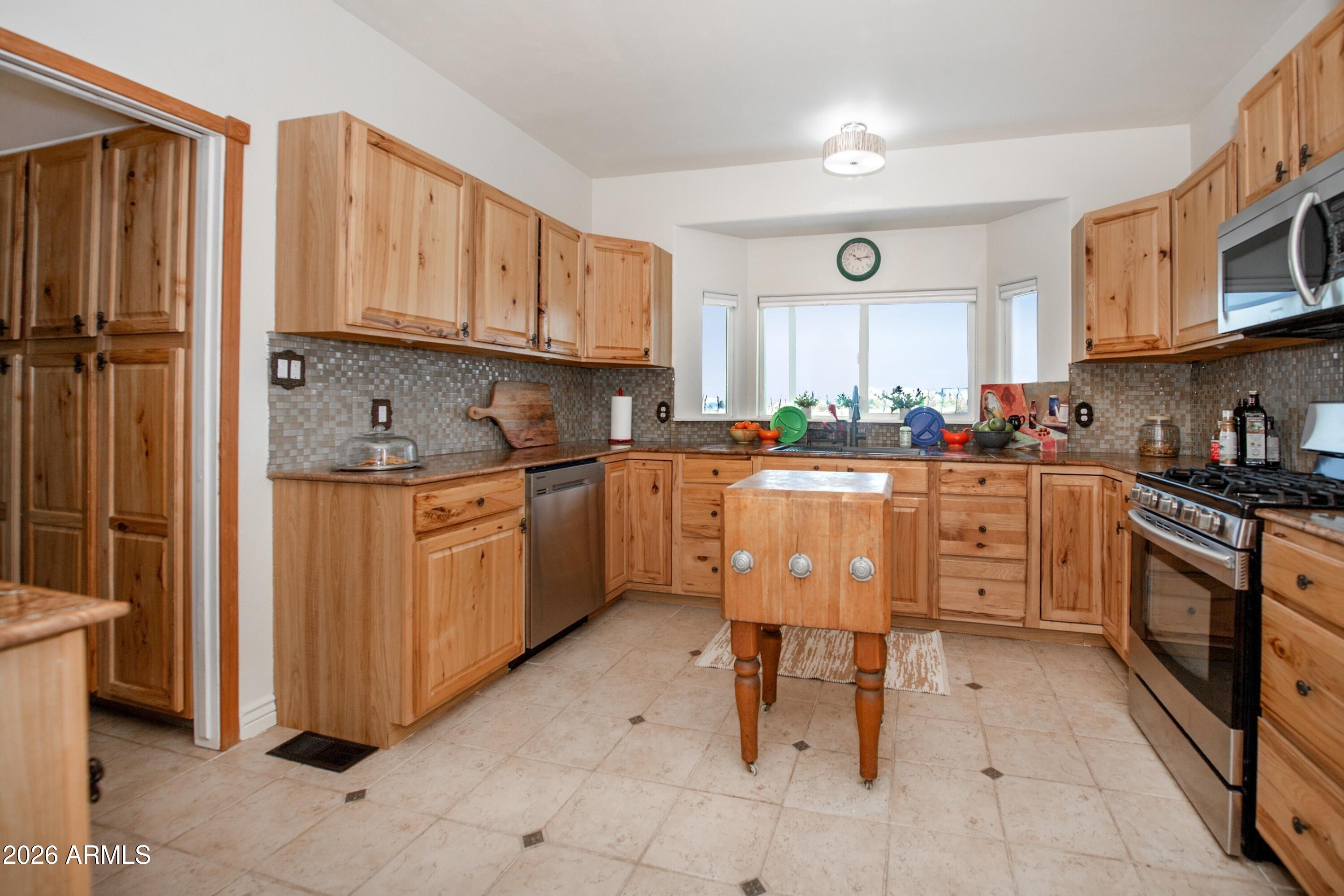 17775 East Rocking J Lane, Unit D Dewey, AZ 86327 - Photo 11 of 51