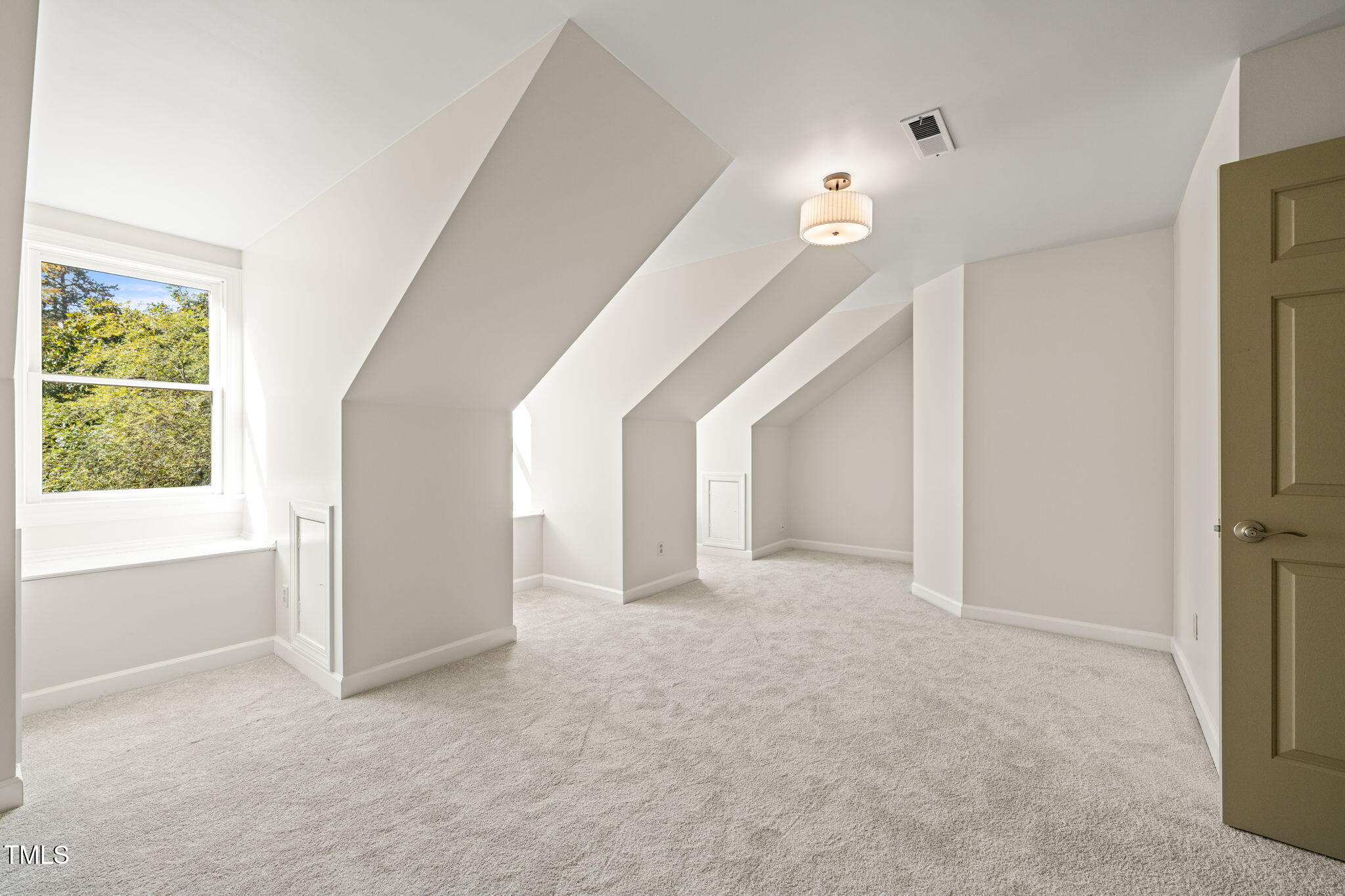 10000 Goodview Court Raleigh, NC 27613 - Photo 27 of 39 28-web-or-mls-DSC02122