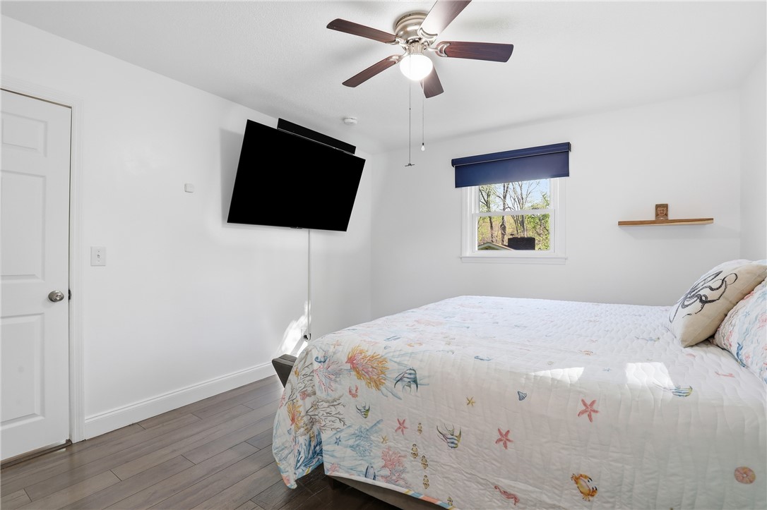 623 West Springwood Drive Seneca, SC 29672 - Photo 8 of 50 This cozy bedroom offers comfort and a tranquil escape.