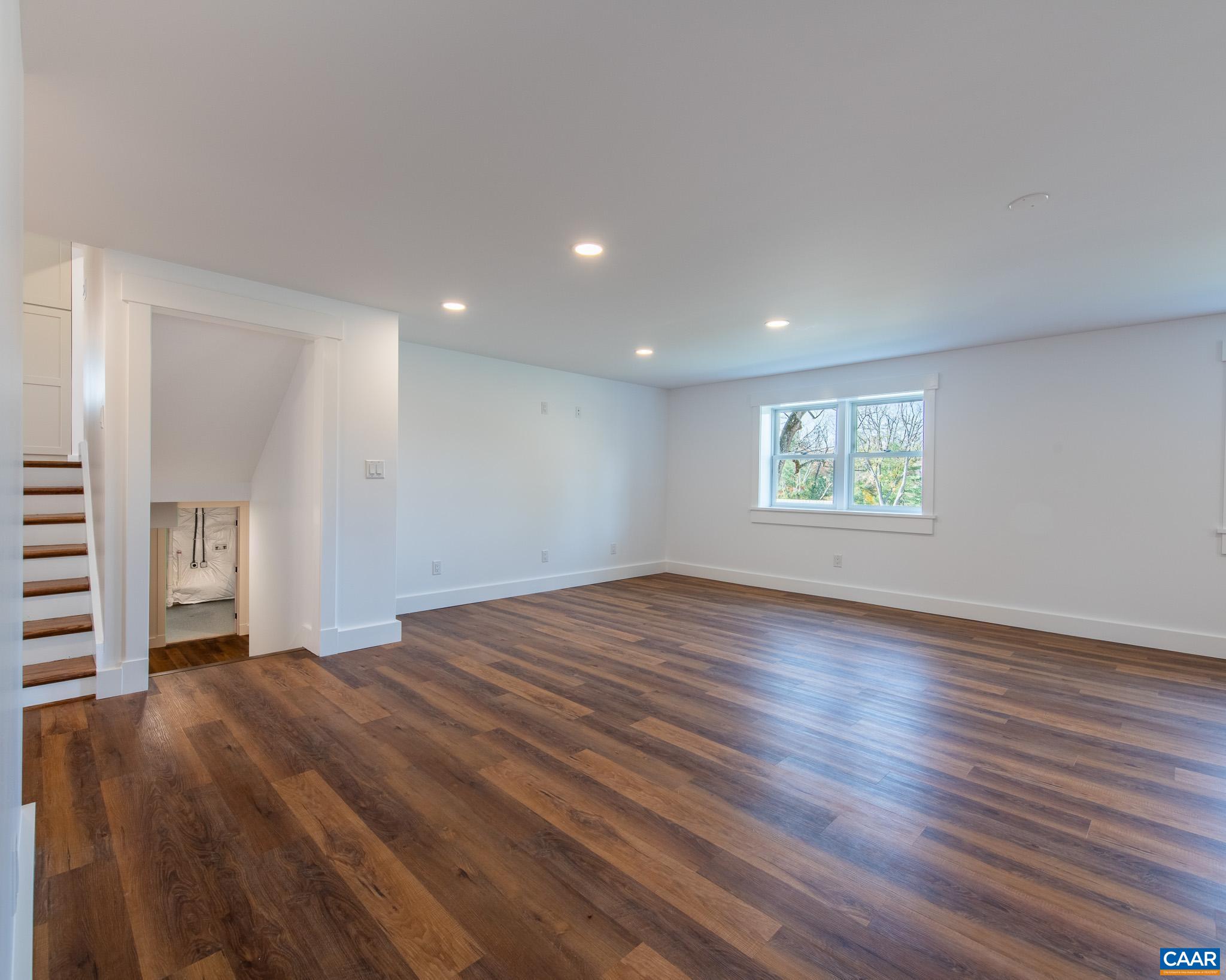 49 Canterbury Road Charlottesville, VA 22903 - Photo 46 of 71 LL Private Entrance to BR