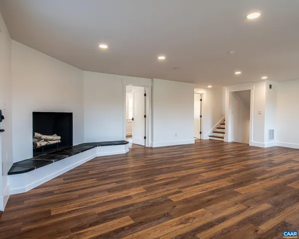 $2,400,000 | 49 Canterbury Road, Charlottesville, VA 22903