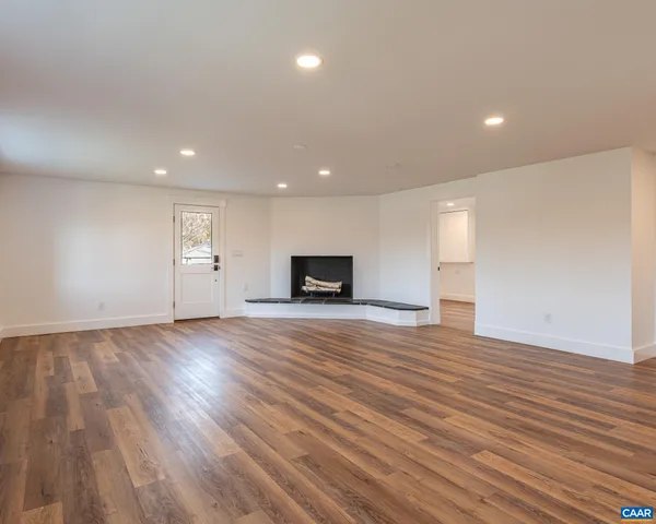 $2,400,000 | 49 Canterbury Road, Charlottesville, VA 22903