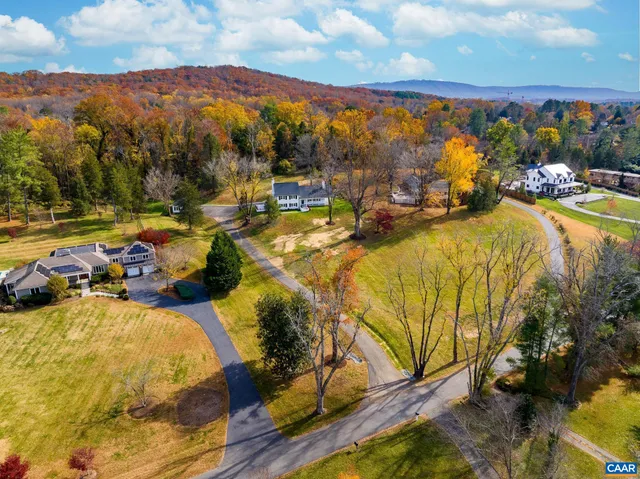 $2,400,000 | 49 Canterbury Road, Charlottesville, VA 22903