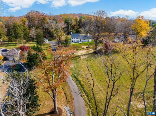 $2,400,000 | 49 Canterbury Road, Charlottesville, VA 22903
