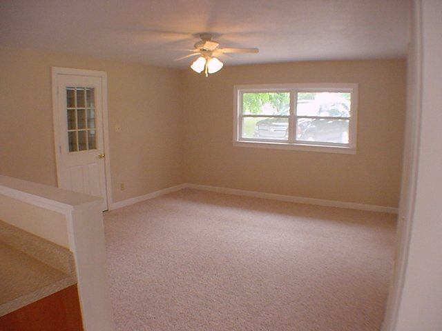 307 Timberlan Road Germantown Hills, IL 61548 - Photo 6 of 9 Gallery Image 6