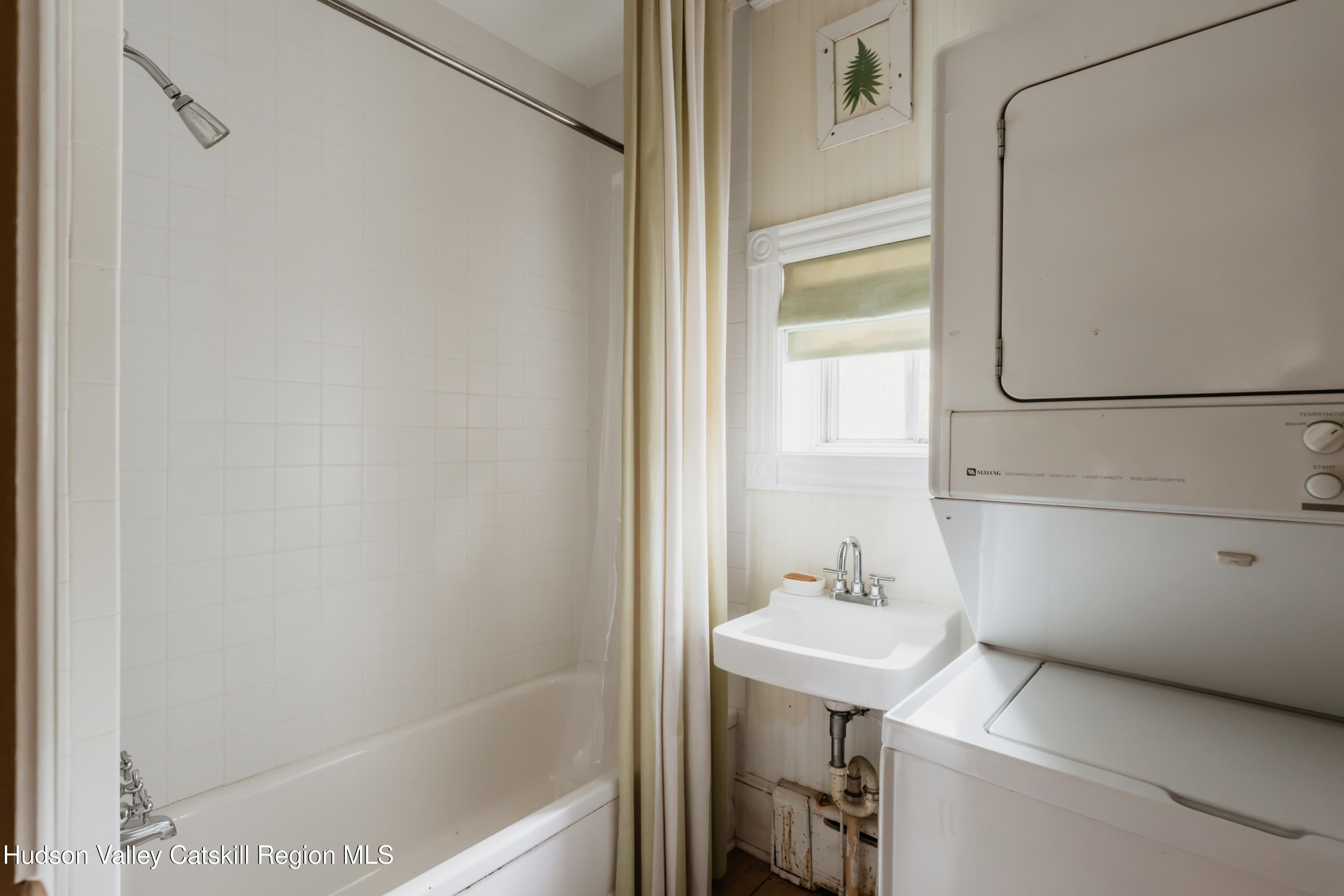 91 Old Hankins Road Callicoon, NY 12723 - Photo 11 of 41 a bathroom with a sink a toilet and shower