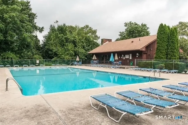 $284,925 | 144 Churchill Drive, Unit 144, Newington, CT 06111