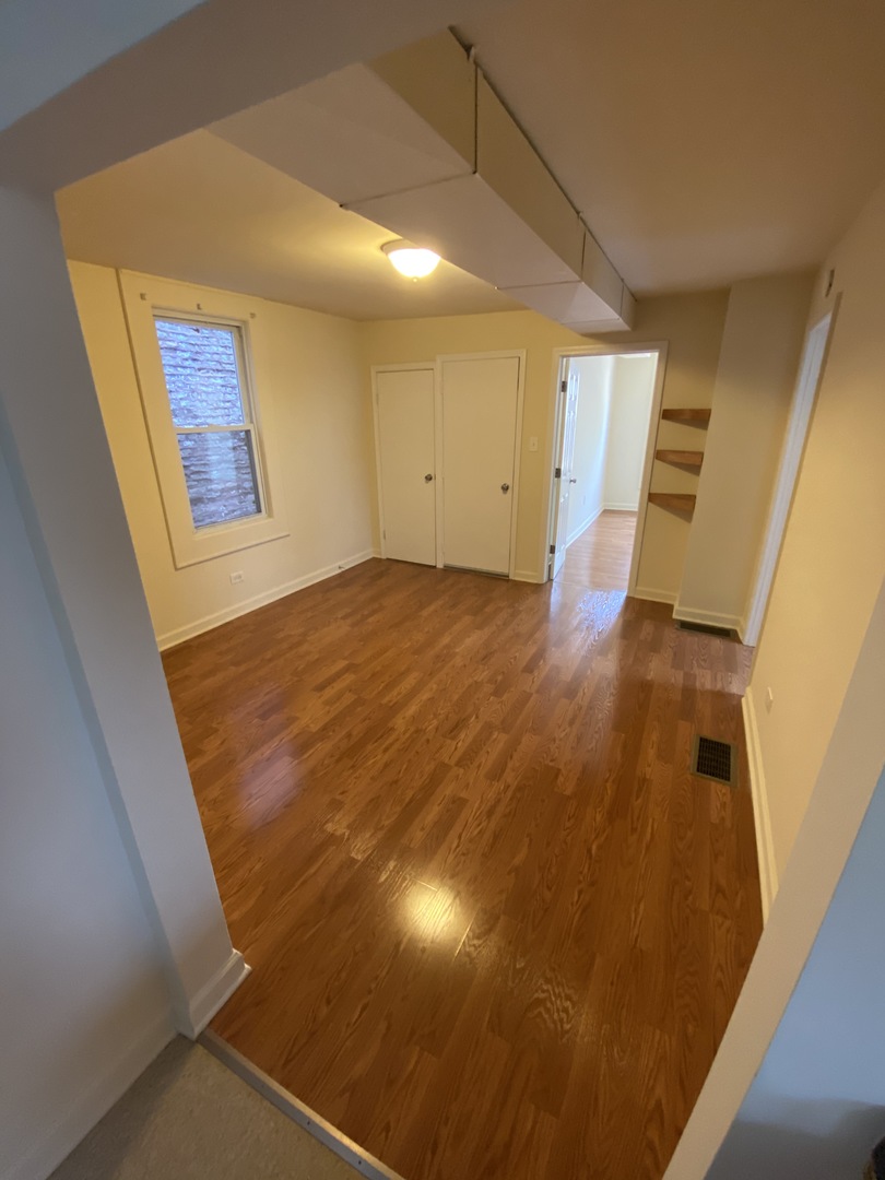 1839 South Racine Avenue Chicago, IL 60608 - Photo 17 of 26 Gallery Image 17