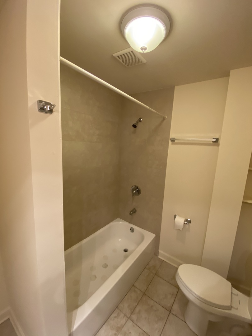 1839 South Racine Avenue Chicago, IL 60608 - Photo 19 of 26 Gallery Image 19
