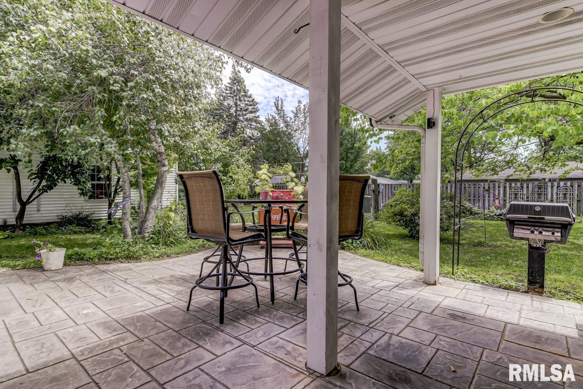 2148 Cherry Road Springfield, IL 62704 - Photo 37 of 45