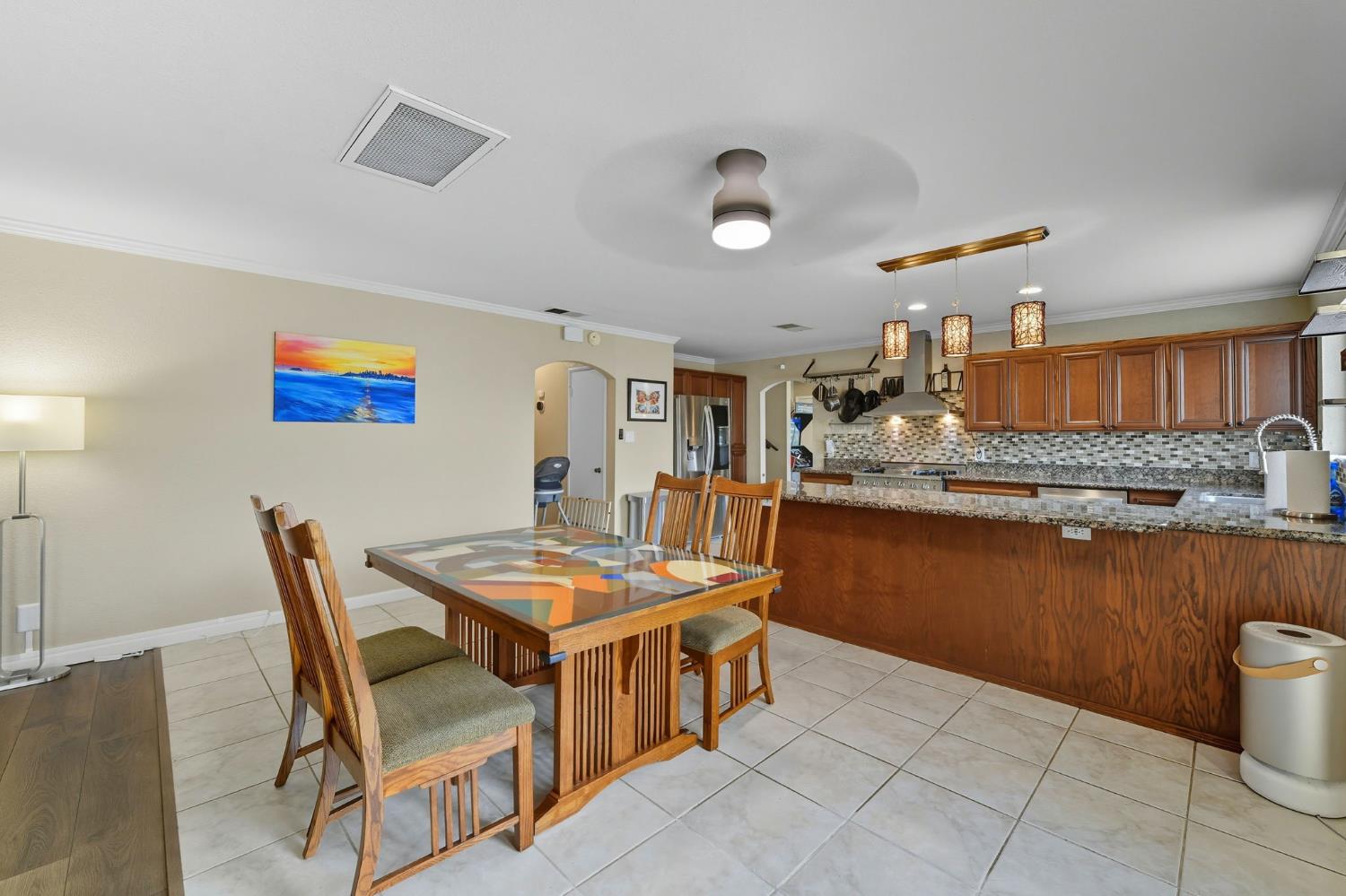 5343 Maui Way Fair Oaks, CA 95628 - Photo 12 of 40