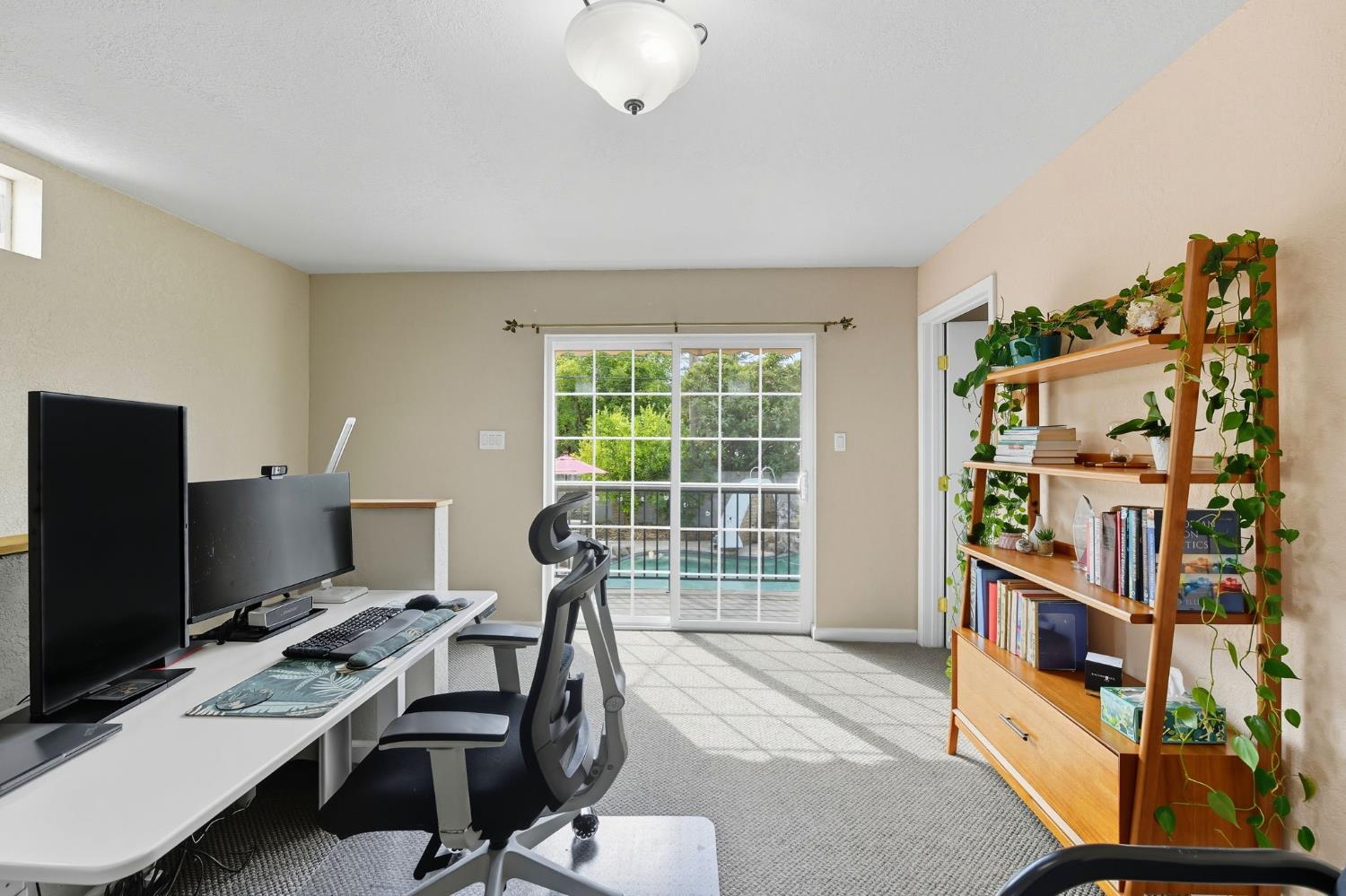 5343 Maui Way Fair Oaks, CA 95628 - Photo 18 of 40