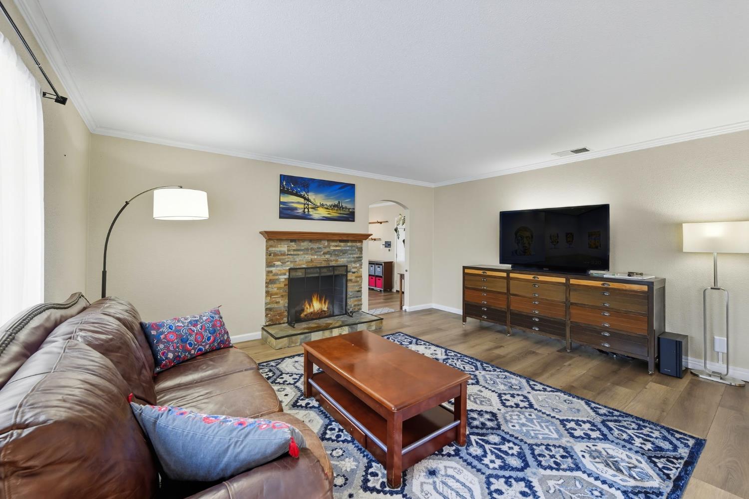 5343 Maui Way Fair Oaks, CA 95628 - Photo 5 of 40