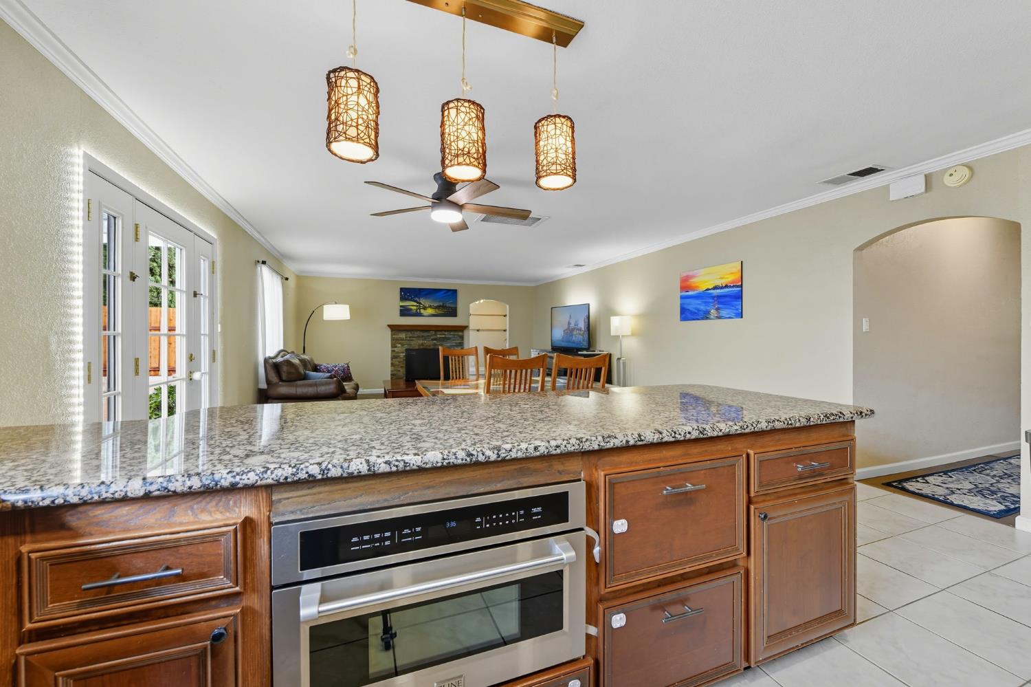 5343 Maui Way Fair Oaks, CA 95628 - Photo 10 of 40