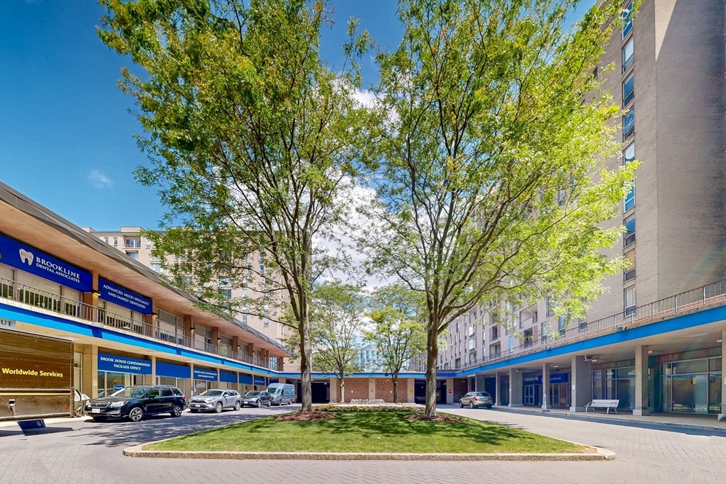 77 Pond Avenue, Unit 1207 Brookline, MA 02445 - Photo 1 of 33