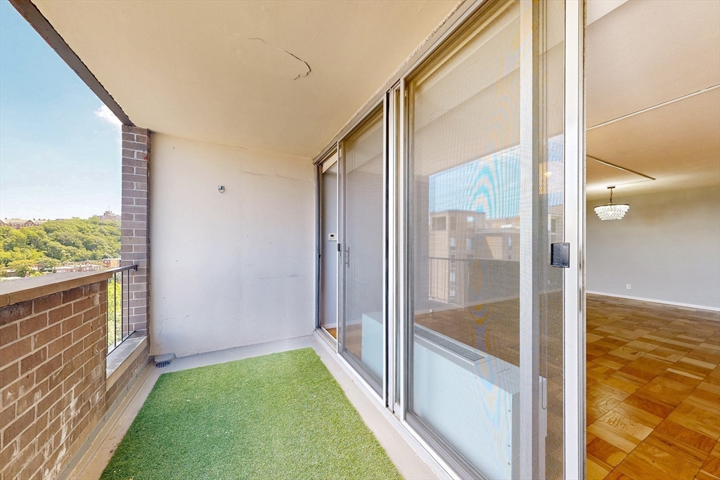 77 Pond Avenue, Unit 1207 Brookline, MA 02445 - Photo 18 of 33