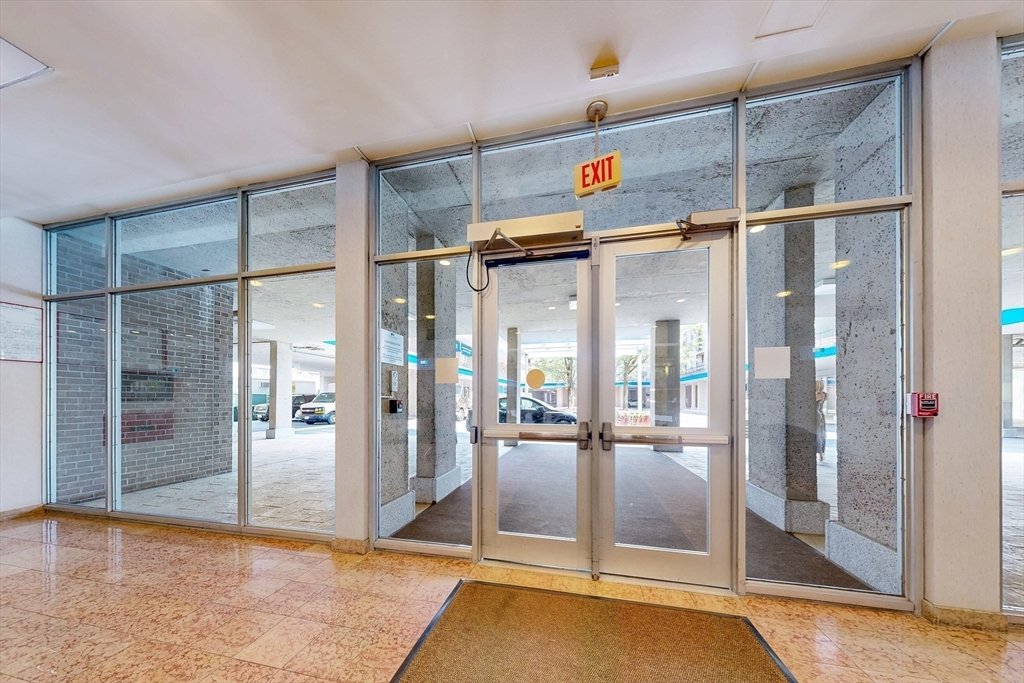 77 Pond Avenue, Unit 1207 Brookline, MA 02445 - Photo 27 of 33