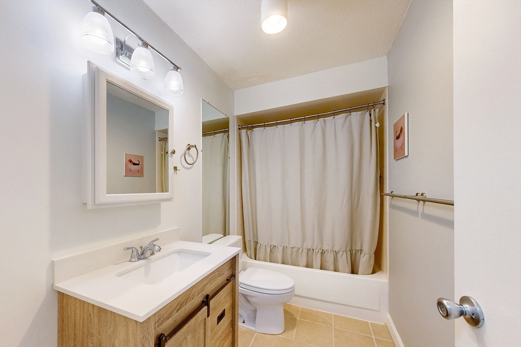 77 Pond Avenue, Unit 1207 Brookline, MA 02445 - Photo 10 of 33