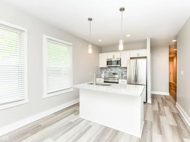 $1,600 | 2645 North College Avenue, Unit A, Indianapolis, IN 46205