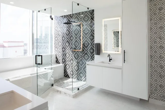 $1,975,000 | 851 Northeast 1st Avenue, Unit 812, Miami, FL 33132