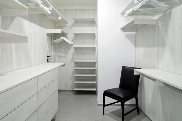 $1,975,000 | 851 Northeast 1st Avenue, Unit 812, Miami, FL 33132