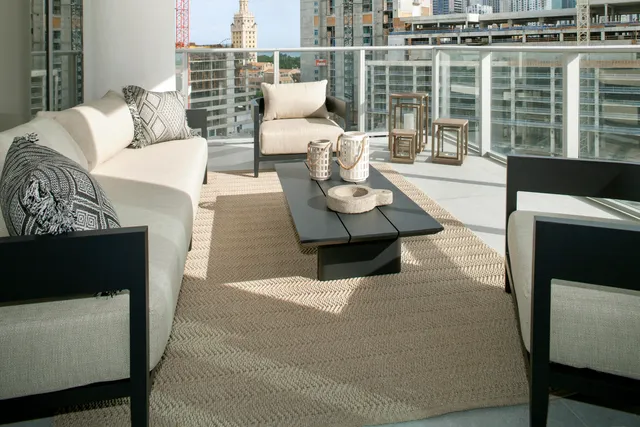 $1,975,000 | 851 Northeast 1st Avenue, Unit 812, Miami, FL 33132