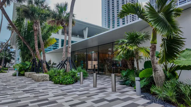 $1,975,000 | 851 Northeast 1st Avenue, Unit 812, Miami, FL 33132