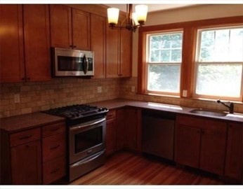 6 Elm Street, Unit 3 Brookline, MA 02445 - Photo 2 of 7