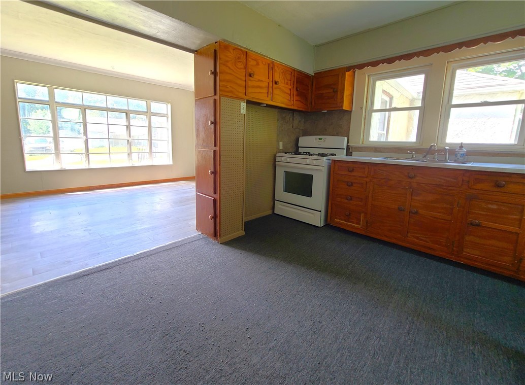 1923 Ronald Road Akron, OH 44312 - Photo 7 of 18