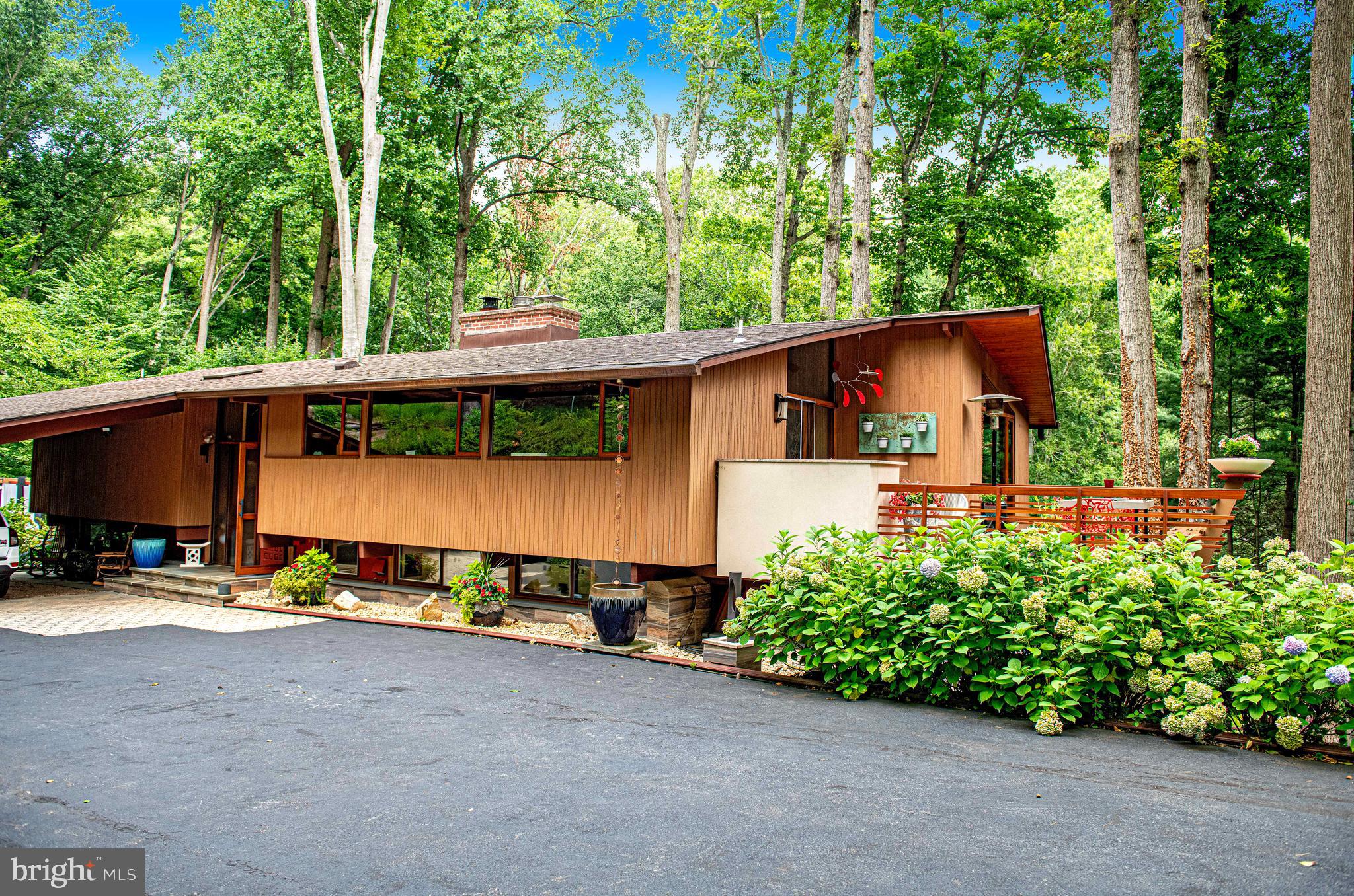 1104 High Country Road Towson, MD 21286 - Photo 4 of 116