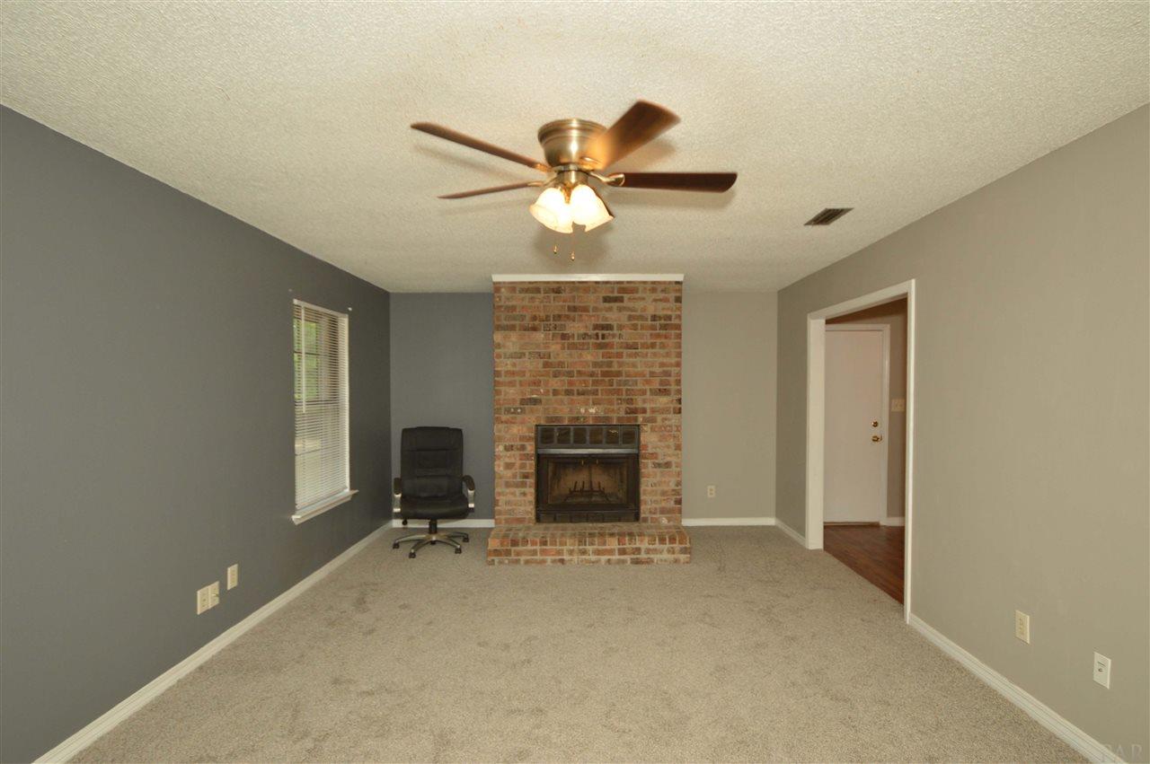 4085 Ward Basin Road Milton, FL 32583 - Photo 9 of 39
