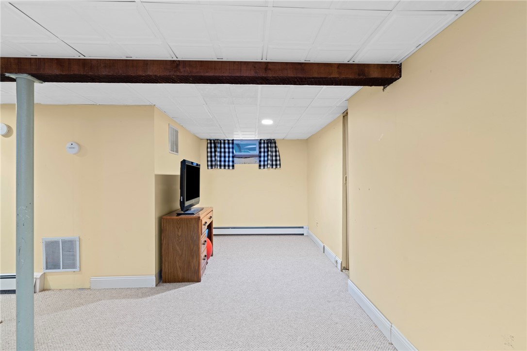 57 Metropolitan Road Providence, RI 02908 - Photo 23 of 28 Gallery Image 23