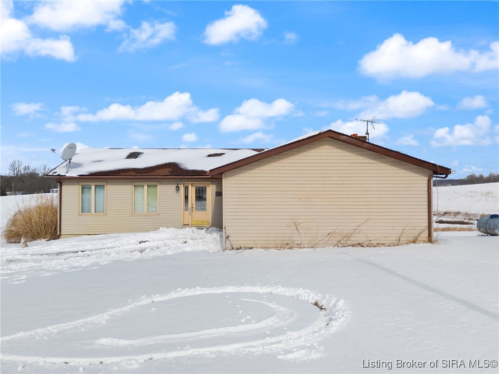 5750 Shewmaker Lane Southeast Elizabeth, IN 47117 - Photo 2 of 53