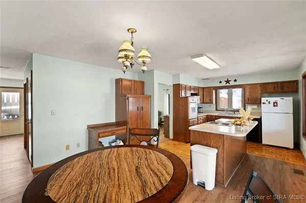 $424,900 | 5750 Shewmaker Lane Southeast, Elizabeth, IN 47117