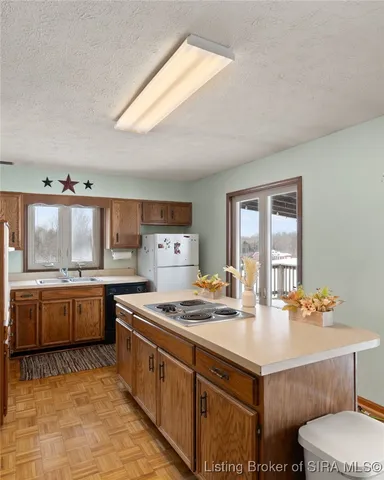 $449,900 | 5750 Shewmaker Lane Southeast, Elizabeth, IN 47117