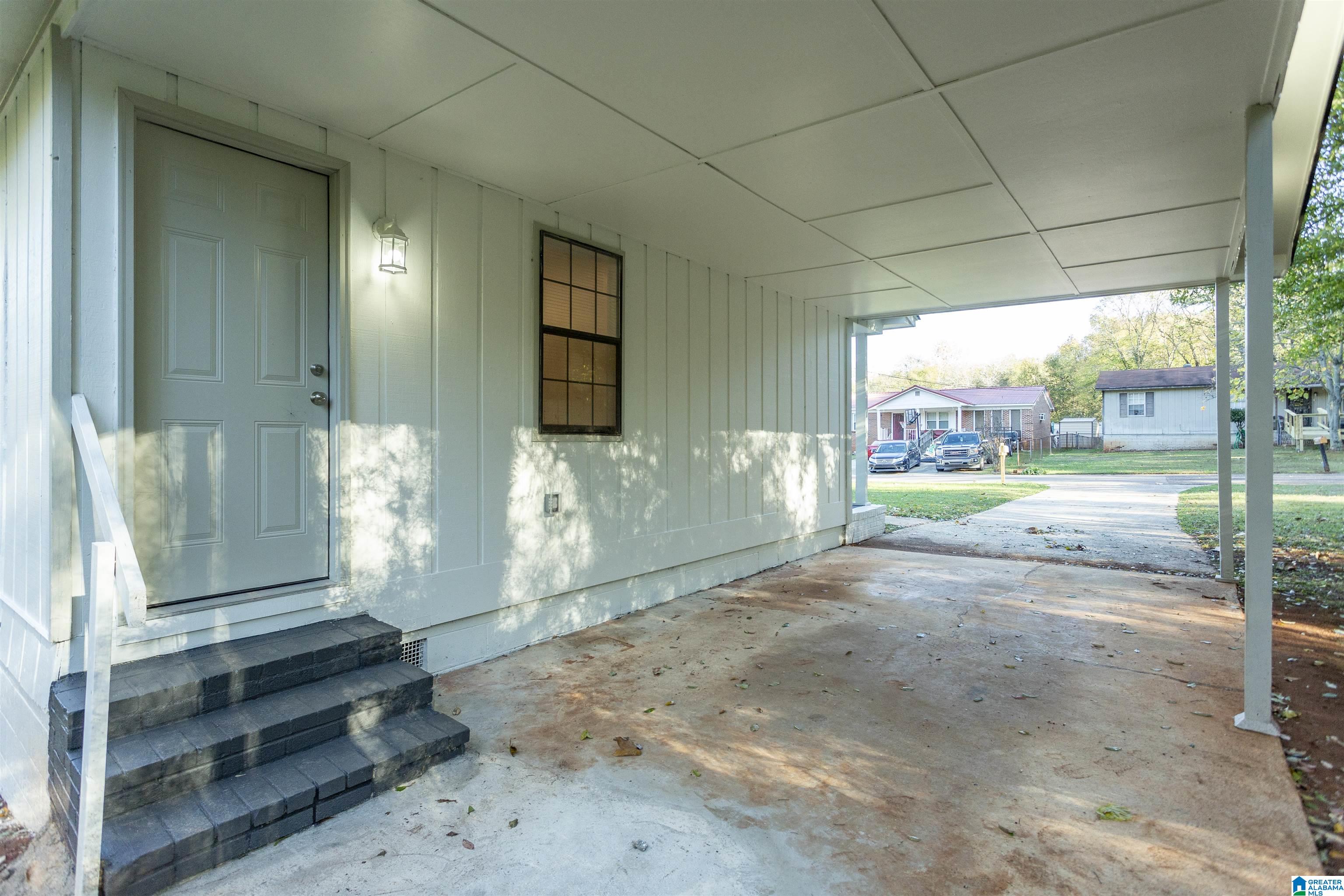 724 Illinois Road Birmingham, AL 35221 - Photo 4 of 33