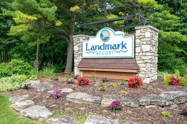 $155,000 | 4940 North Landmark Circle, Unit 3233, Egg Harbor, WI 54209