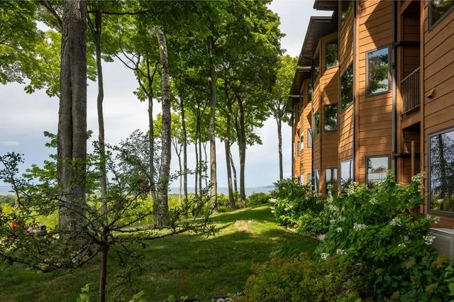 $155,000 | 4940 North Landmark Circle, Unit 3233, Egg Harbor, WI 54209