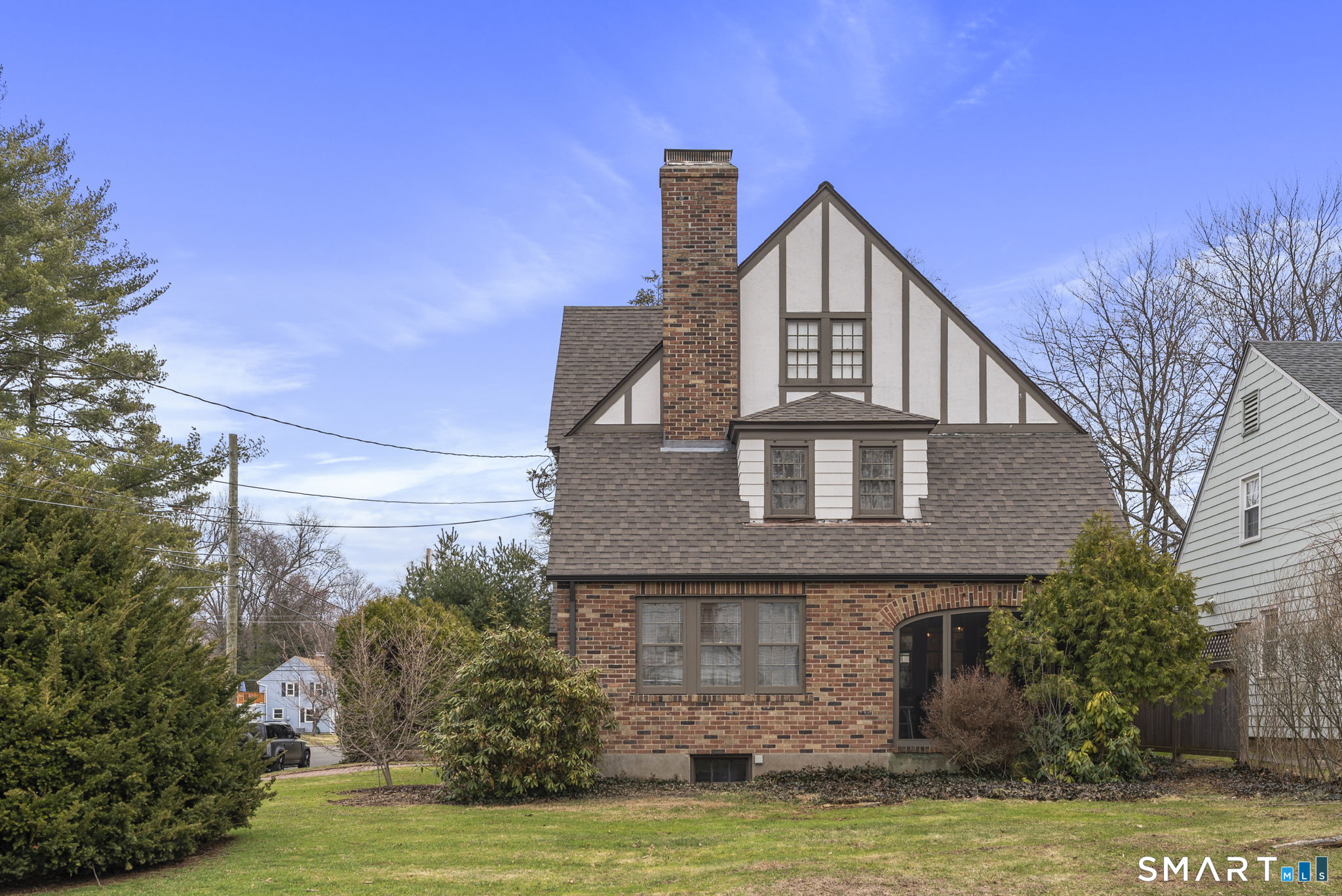 97 Middlebrook Road West Hartford, CT 06119 - Photo 2 of 40