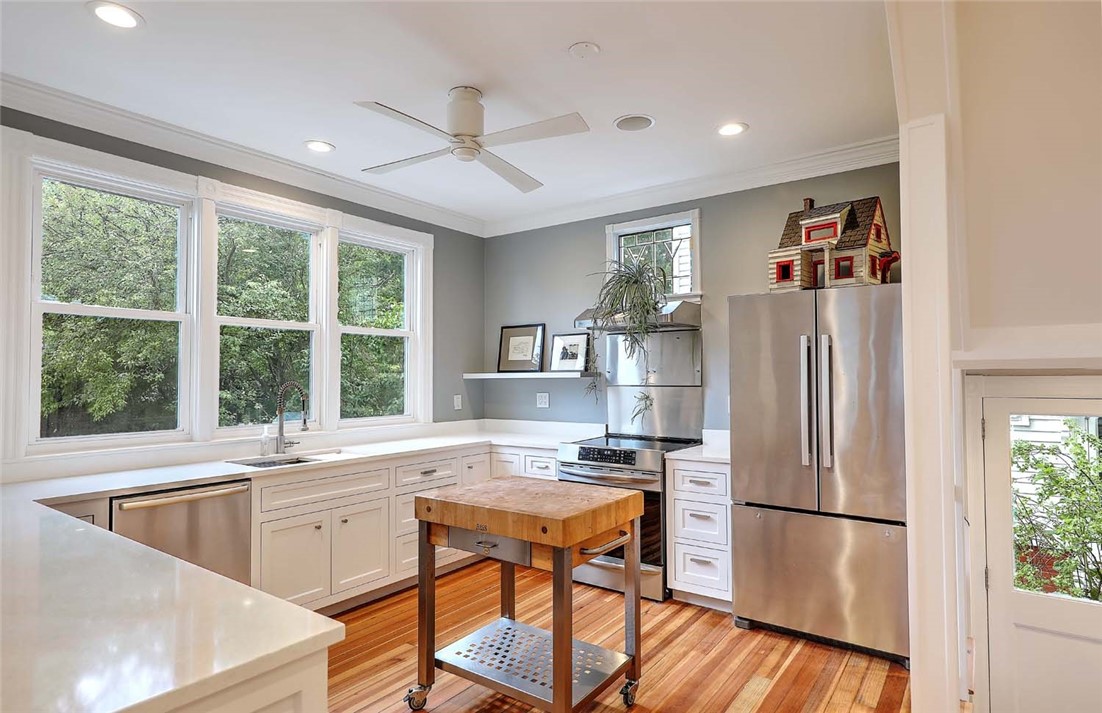 47 Lauriston Street Providence, RI 02906 - Photo 18 of 50