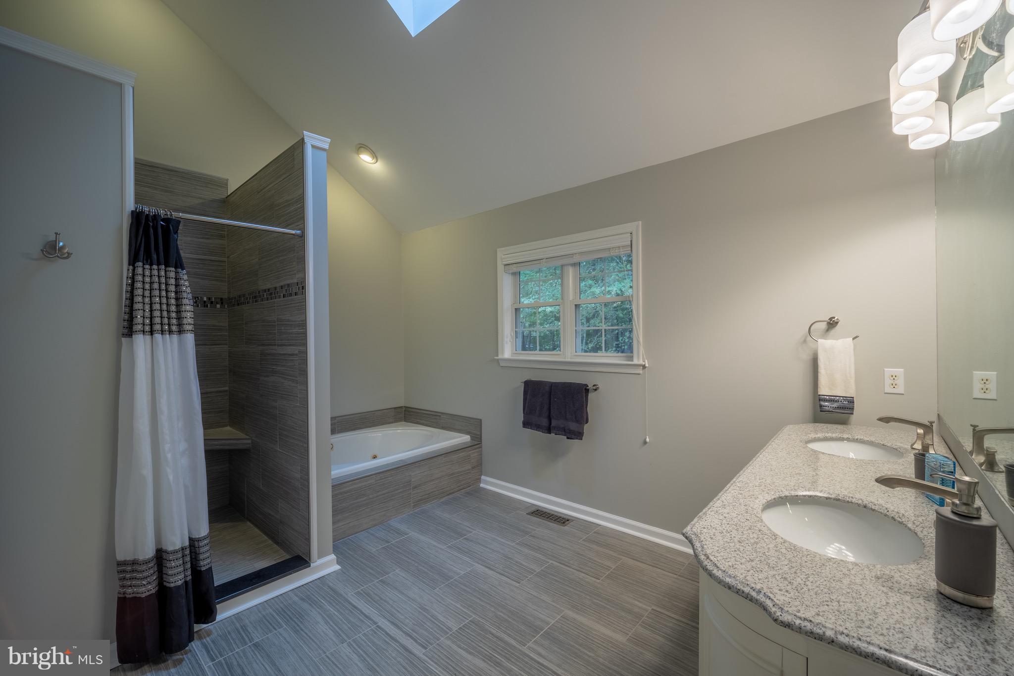 12114 Snug Harbor Road Berlin, MD 21811 - Photo 11 of 37 Gallery Image 11