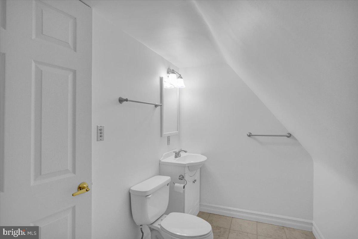403 Oak Grove Road Reading, PA 19601 - Photo 50 of 99 Gallery Image 50