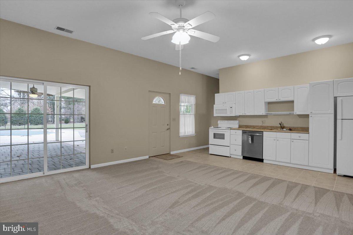 403 Oak Grove Road Reading, PA 19601 - Photo 63 of 99 Gallery Image 63