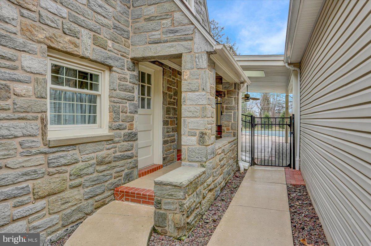 403 Oak Grove Road Reading, PA 19601 - Photo 74 of 99 Gallery Image 74