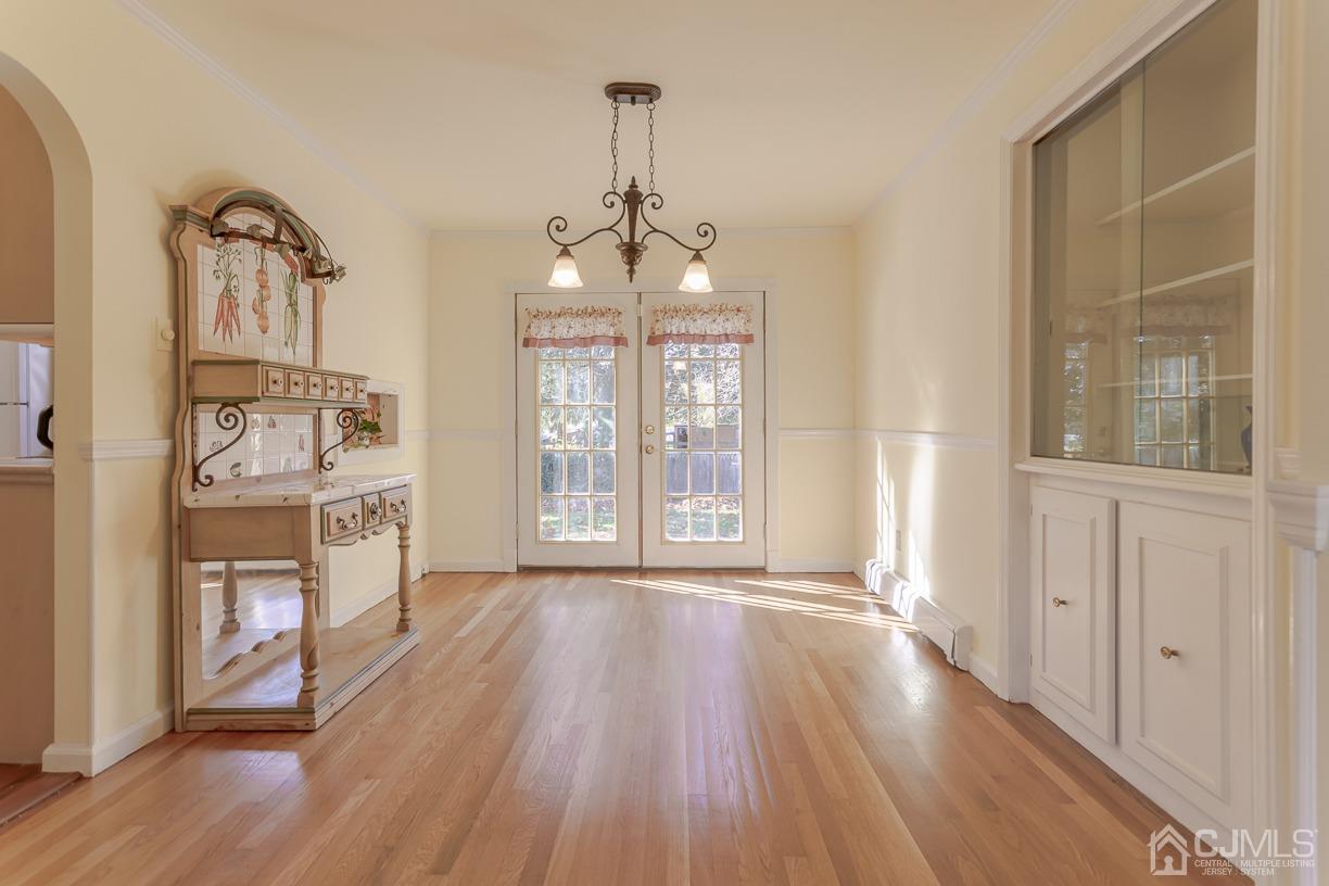 211 Fresh Ponds Road East Brunswick, NJ 08816 - Photo 19 of 40 Gallery Image 19